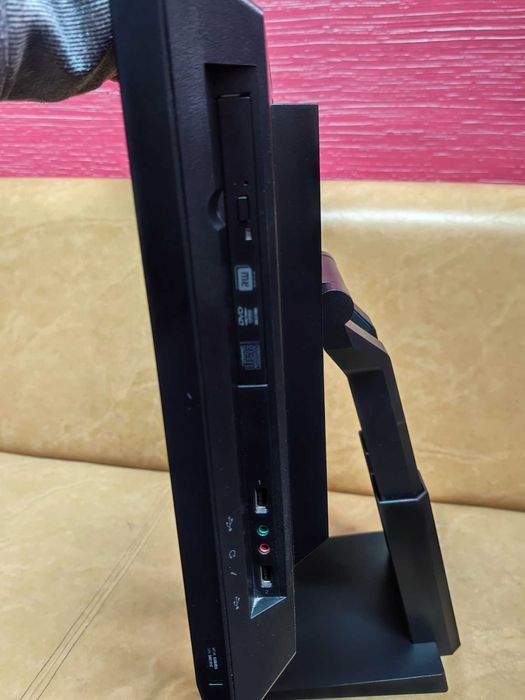 Компютър LENOVO All in One ThinkCentre  M90Z  23'