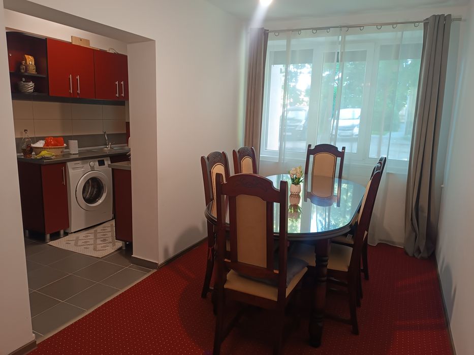 Vând apartament Strada Părului Nr 1