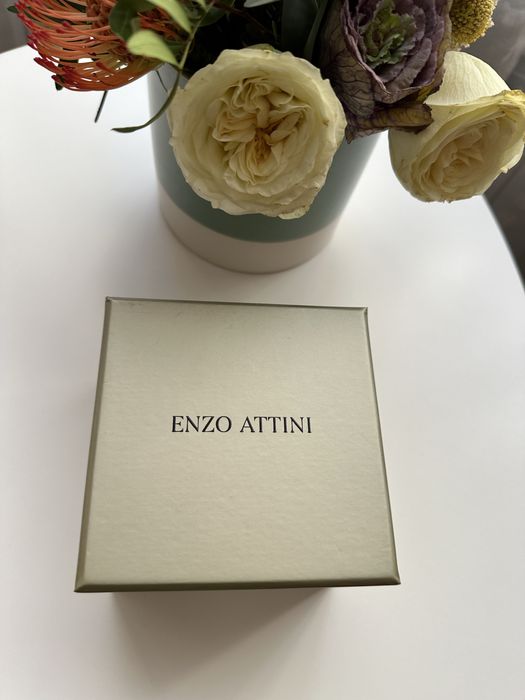 Нов часовник Enzo Attini