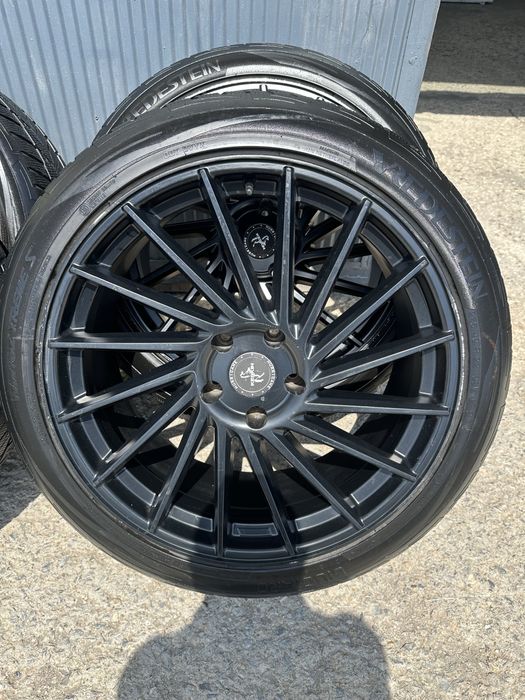 Джанти с гуми 22” 5*130