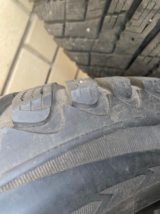 Продам зимние шины