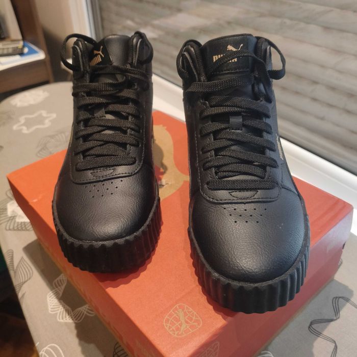 кожени дамски спортни обувки Puma