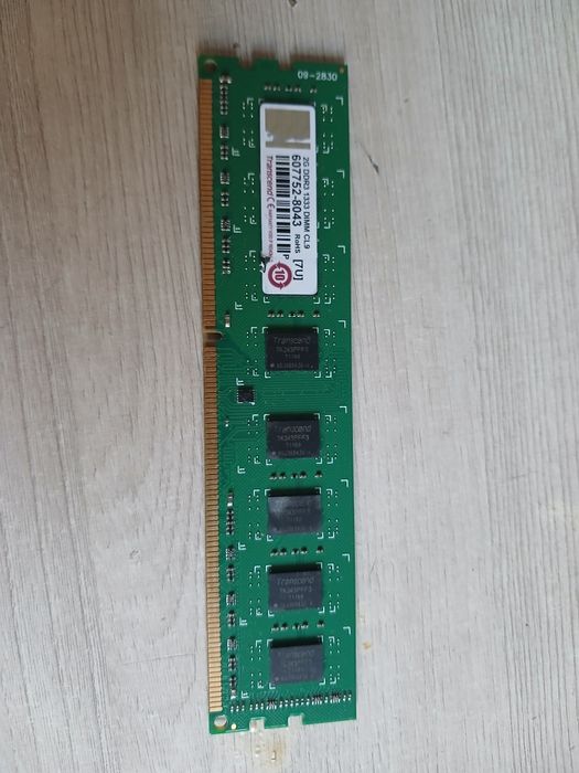 DDR3 1333Мгц 8 штук