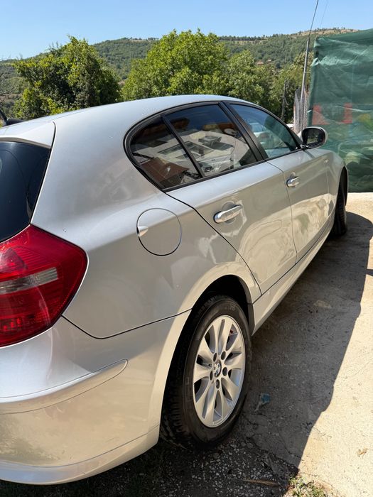 Автомобил BMW 118d