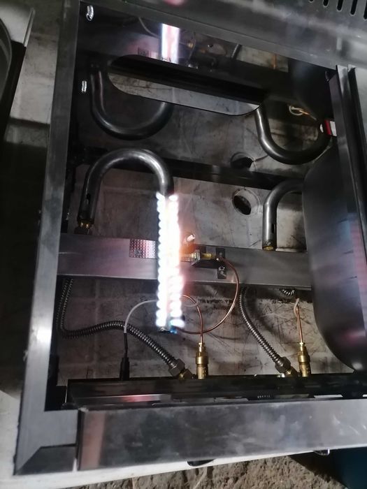 Фритюрник    Газов  6л.+6л. фритюрник CE -дюнер скара котлон