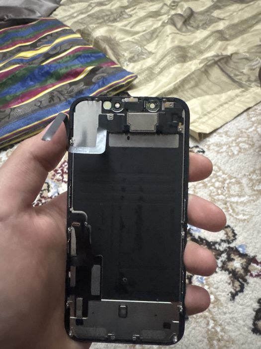 Айфон 11 на запчясть