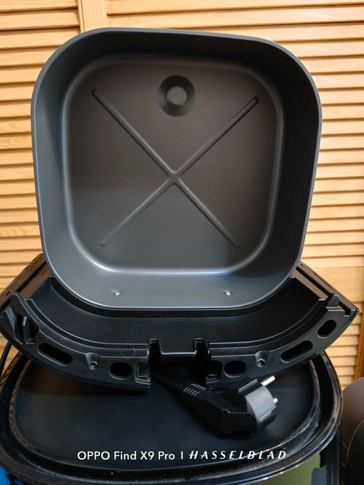 Airfryer Electrolux 700 XXL EAF7B, 1800w, capacitate 6.8L