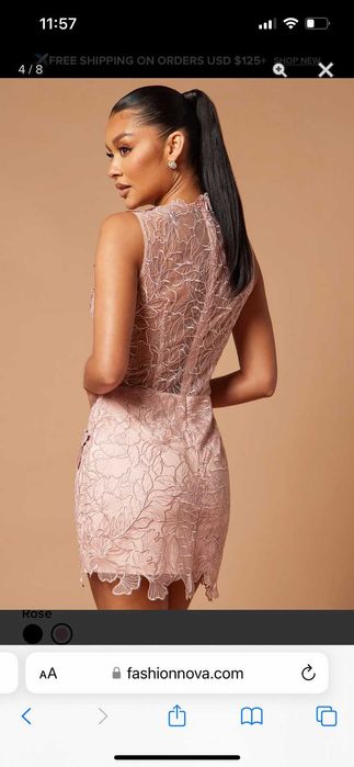 Къса рокля FashionNova