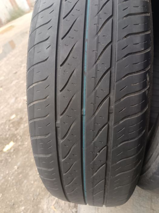 Продам комплект шин 175/65/R14