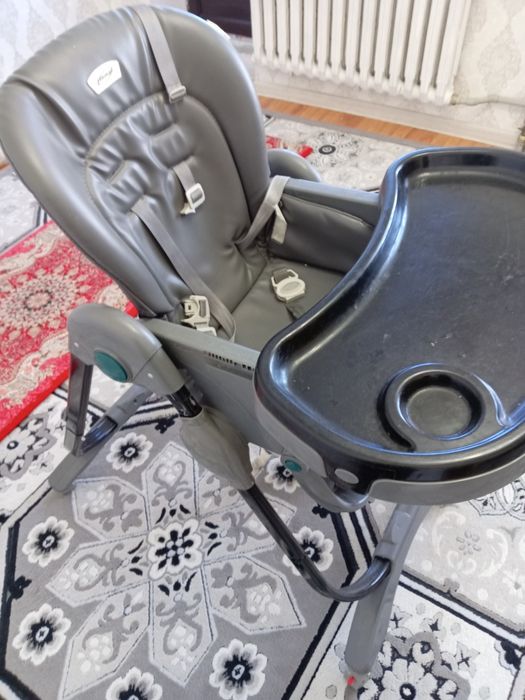 Детски обедный стол