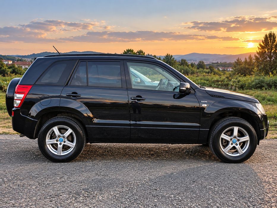 Suzuki Grand Vitara 1.9 DDiS 131 CP 4x4 / 183.000 km / Rate / Garanție / 3.690 €
