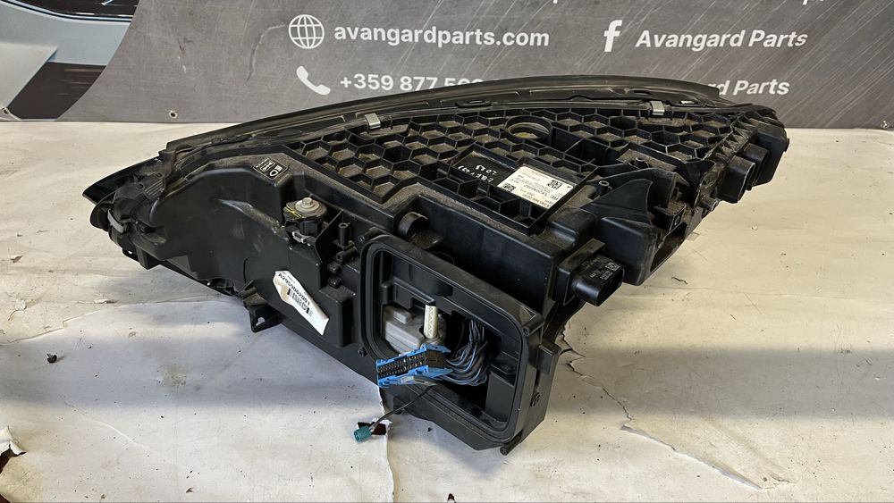 Десен фар Mercedes EQE V295 2022-