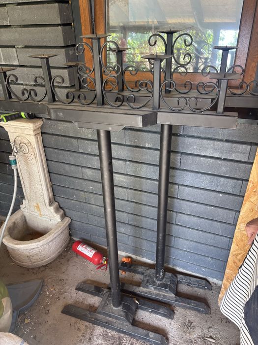 Sfeșnice decorative din fier forjat – suporturi pentru lumânări