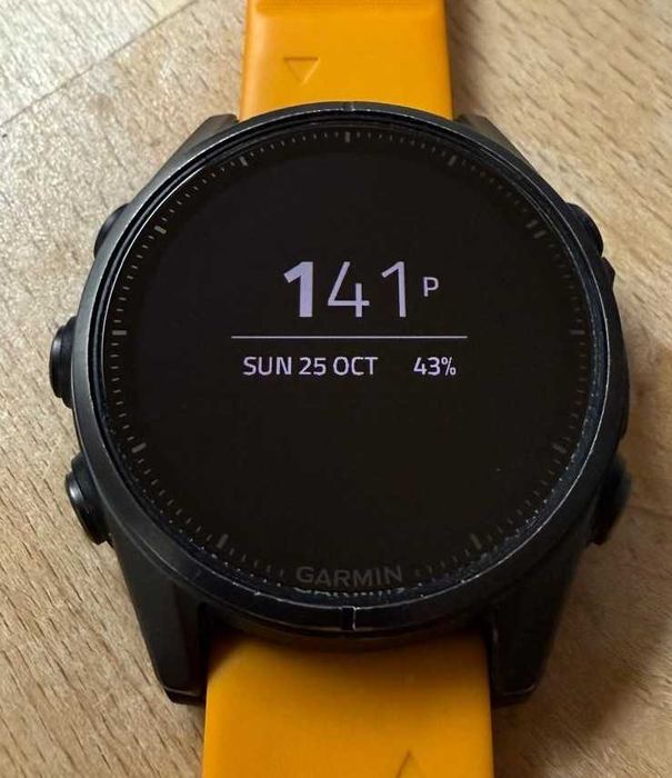 Garmin Fenix 8 AMOLED Sapphire 43mm