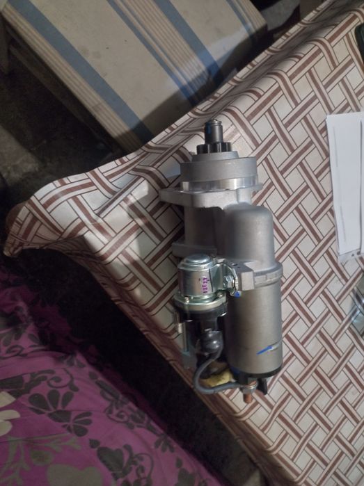 Стартер за мерцедес актрос