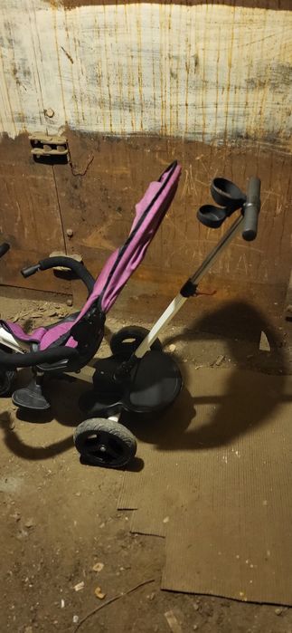 Велосипед трёхколёсный