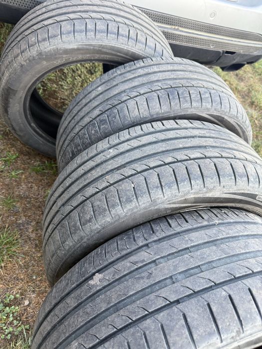 Anvelope Goodride 235/45 R17 vara