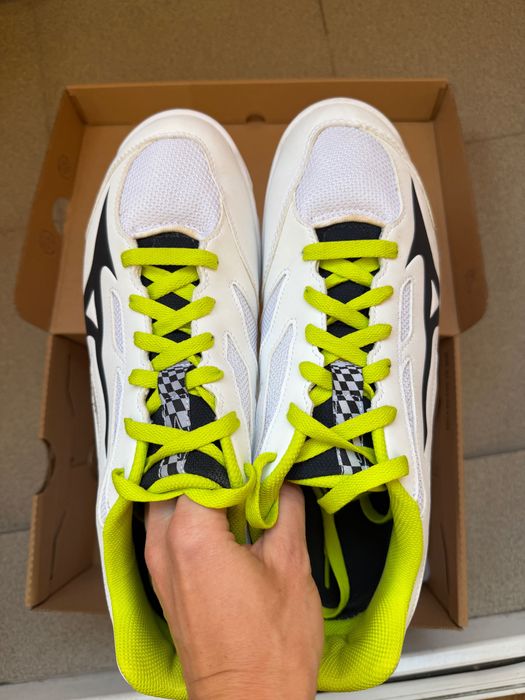 Mizuno обувки за тенис на маса CROSSMATCH SWORD