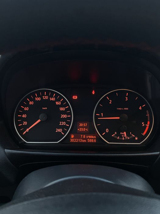 BMW Seria 1 e87  m47