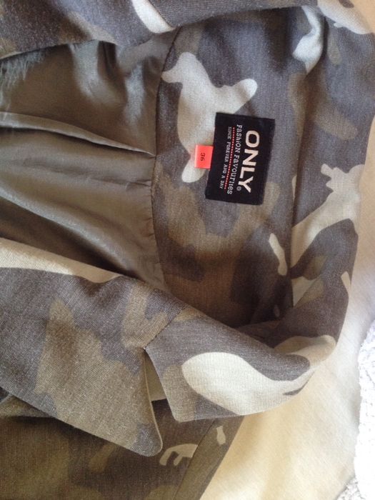 Only сако и H&M дънки за 25лв.