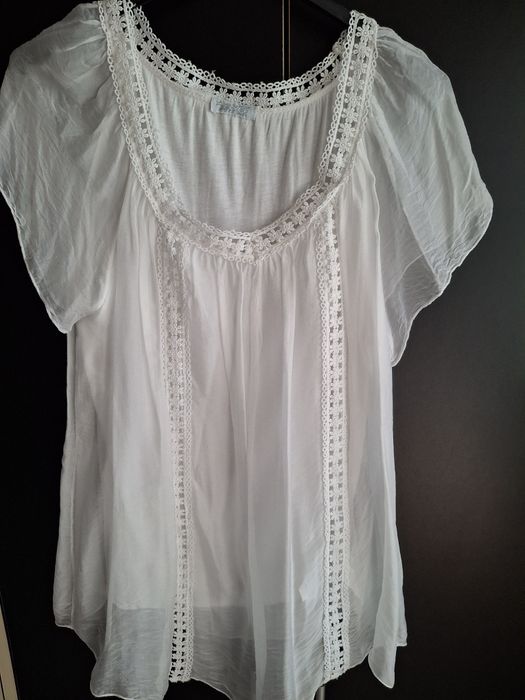 Bluză din mătase cu inserții brodate din bumbac ,marimea M ,nouă