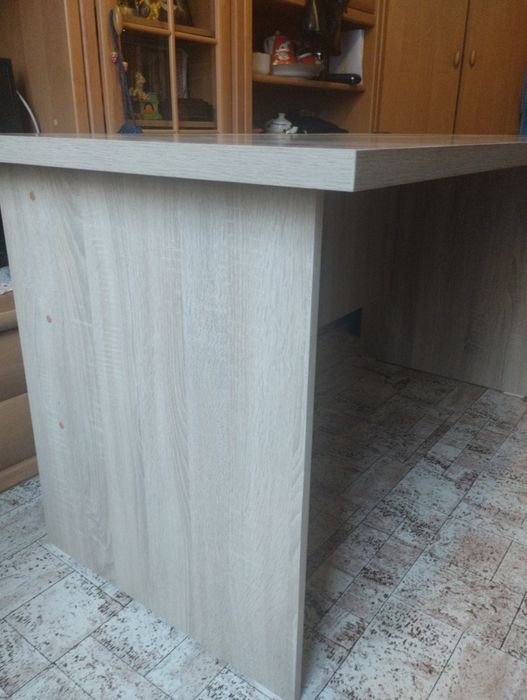 Срочно. Стол универсальный.