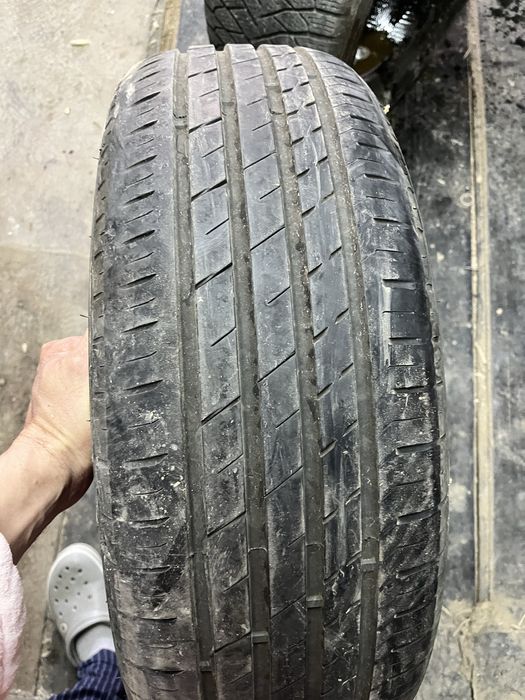 Шина 1 летний 1 всесезонный