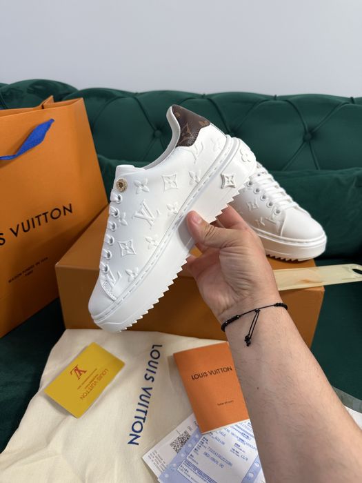 Adidasi Louis Vuitton piele naturala 100% Full Box colectie noua