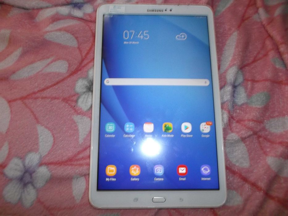 Tableta Samsung SM-T580, stare perfecta