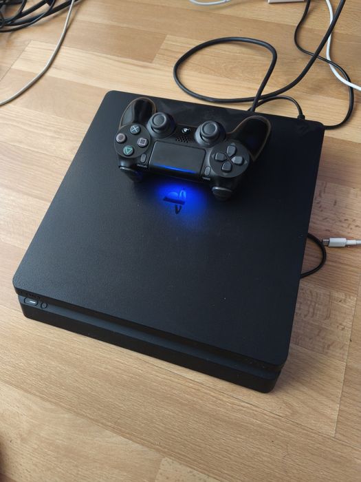PlayStation4 Slim 1Tb 11Jocuri 1Controler