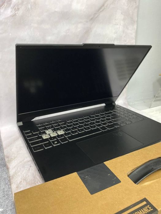Ноутбук Asus tuf