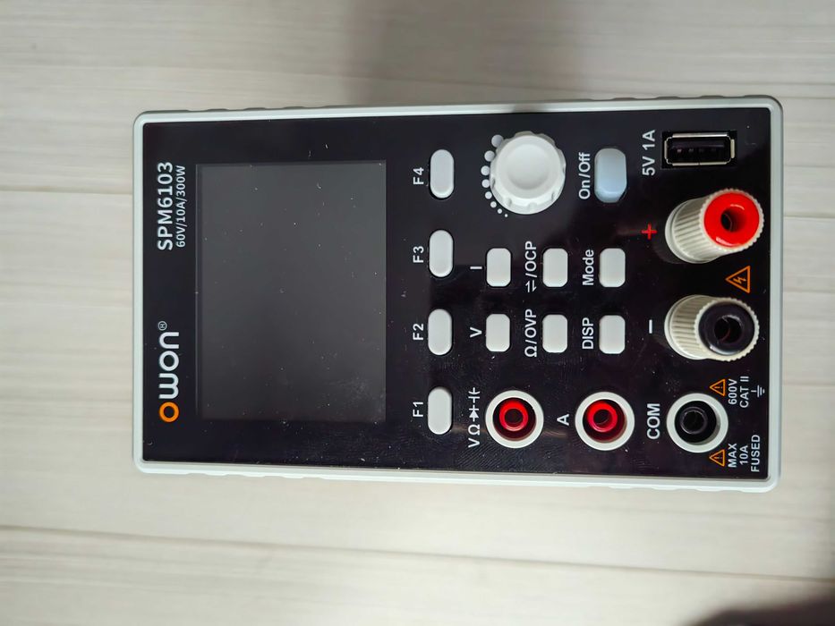 Sursa OWON SPM6103 60V 10A, display defect