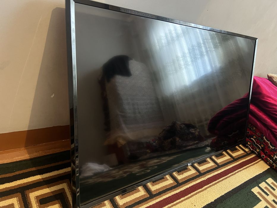 LGтелевизор сатылады 43лык смарт гарантия 3жыл