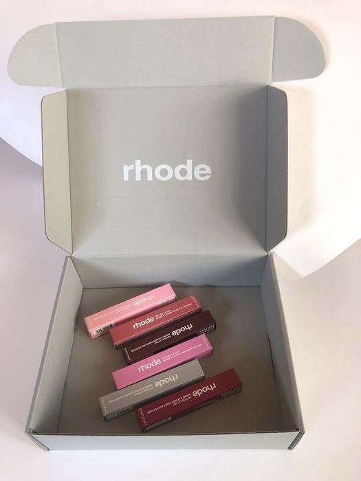 Rhode гланцове за устни/Lip Gloss/лип глосс Hailey Bieber балсам