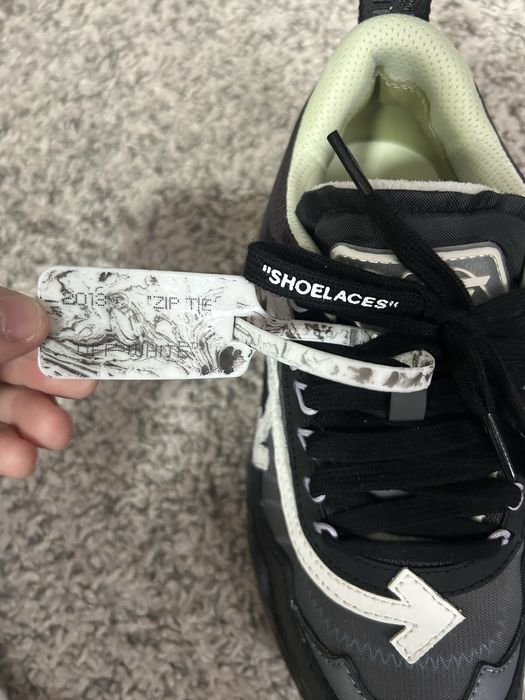Vând Off White ODSY-1000