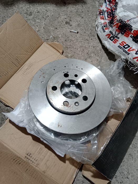 Продам диски тормозные