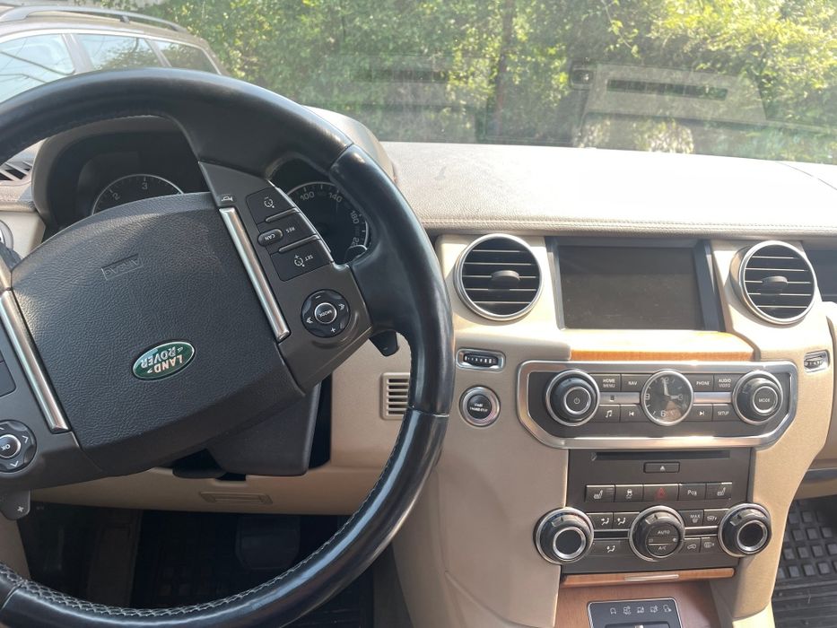 Land Rover Discovery 4 TDV6 HSE