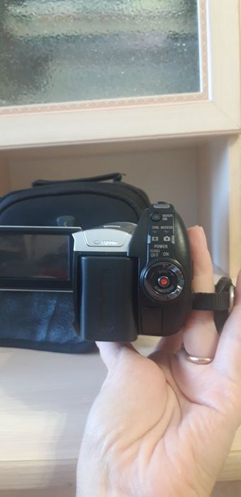 Продам видео -камеру Сони