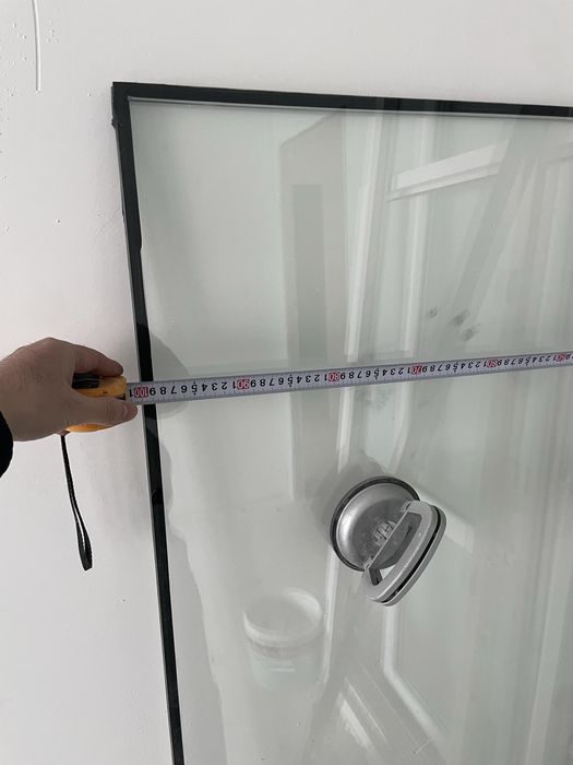 Пластиковый окна и дверь.