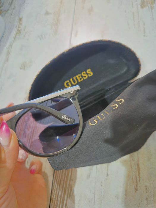 Слънчеви очила guess
