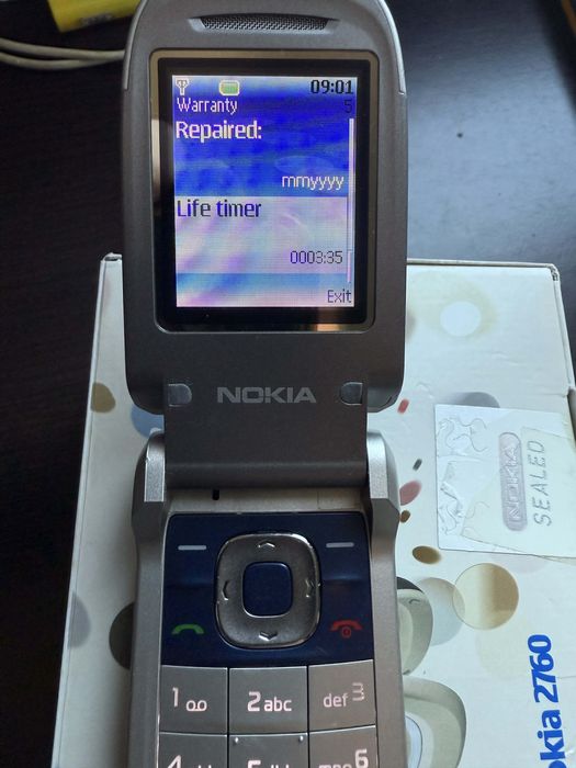 Nokia 2760 la cutie