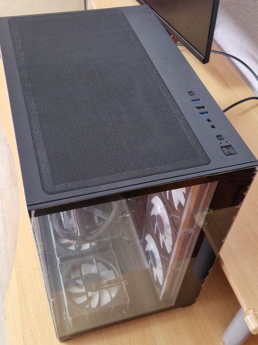 мощен компютър MSI gaming work pc 64GB DDR5 i7 5070ti