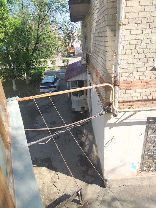 Сдам 1 ком. кв. 100000 + ком.