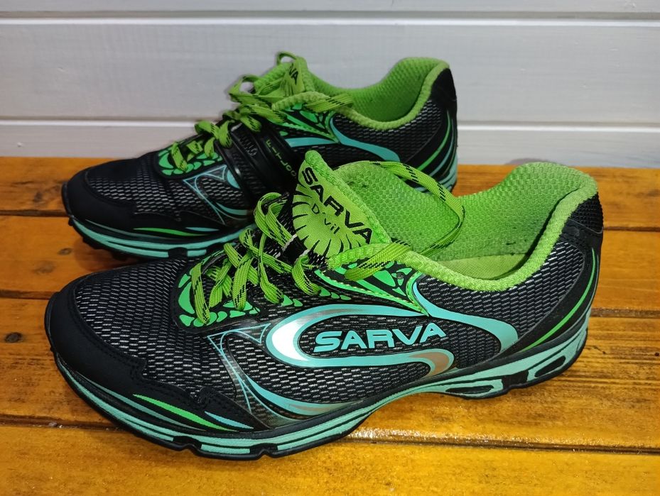 Sarva маратонки със шипове N40- 35 лв