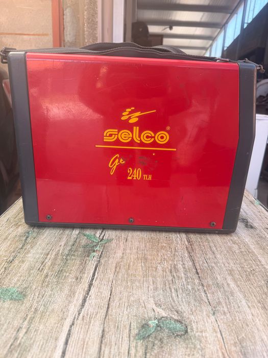 Аргонов апарат Selco Genesis 240A DC