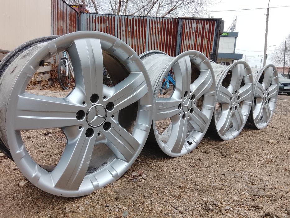 Продам диски на Мерседес