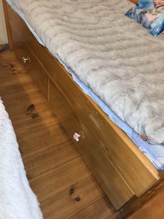 Детско легло дървено