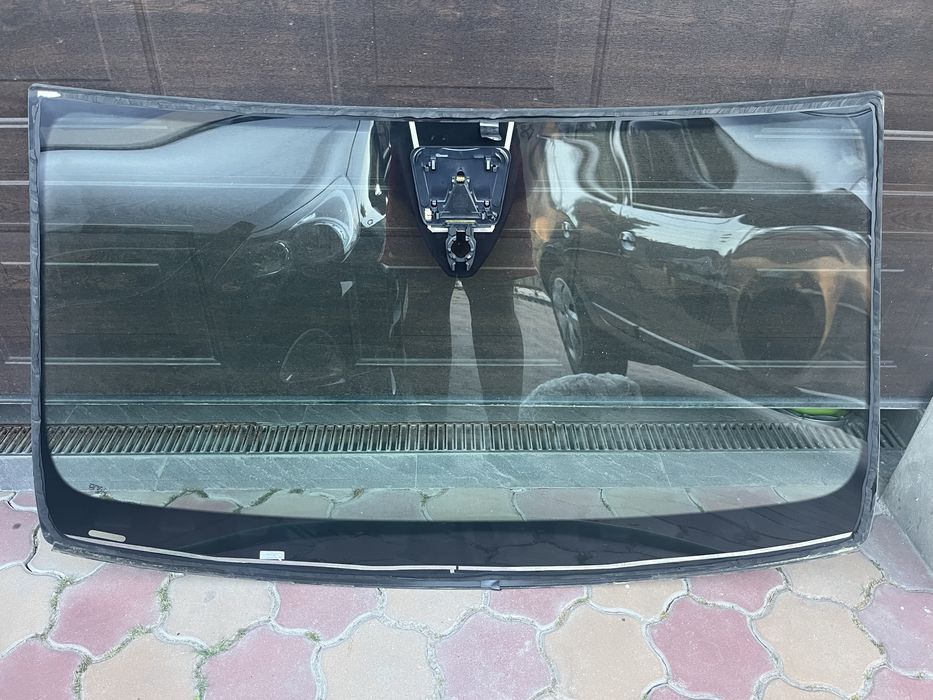 Parbriz Vw Touareg 2017 cu camera si senzor