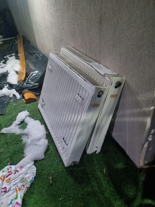 Vand doua calorifere