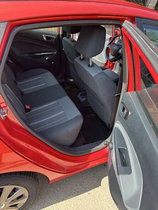 Vand Ford Fiesta